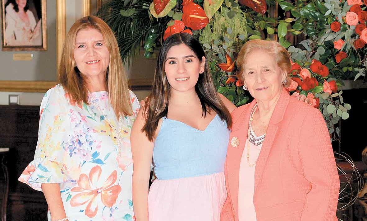 Laura Acevedo, Ana Pau IzagUirre y Noriney de la Garza / Fotos: Dennis Hernández y José Chang