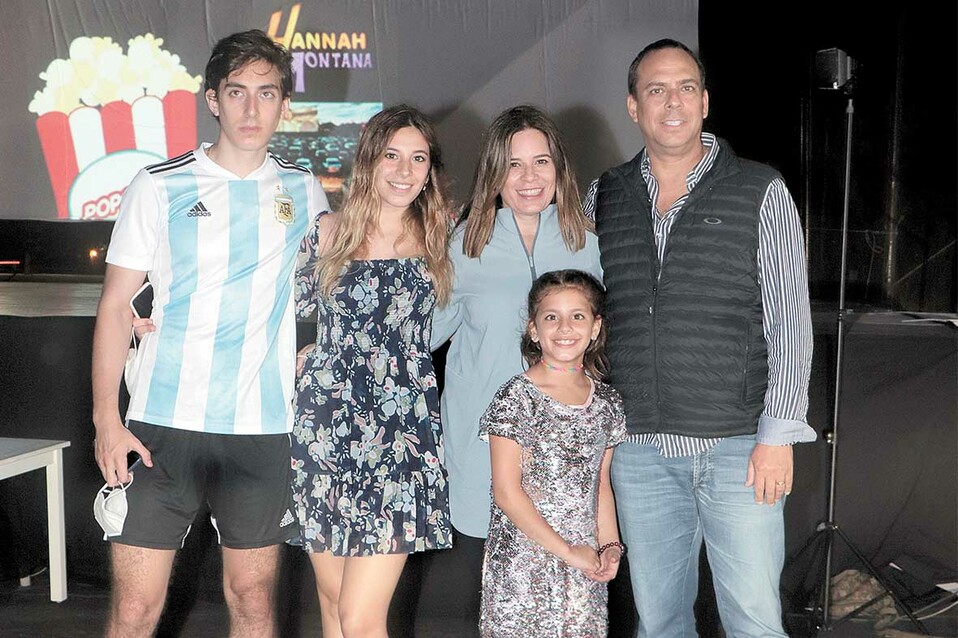 Fabián Pozo, Natasha Legorreta y Marú Legorreta / Fotos: Dennis Hernández