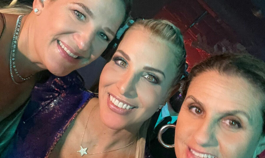 Orly Marcuschamer de Dachner y amigas