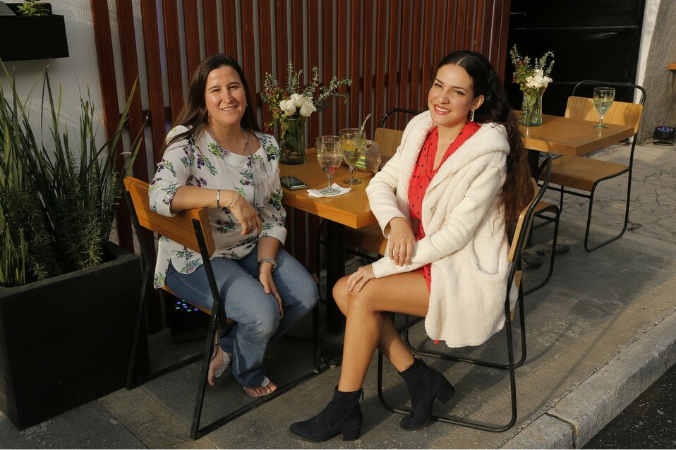 Brenda Sagaón y Paola Rivero / Foto: Daniel Saldívar