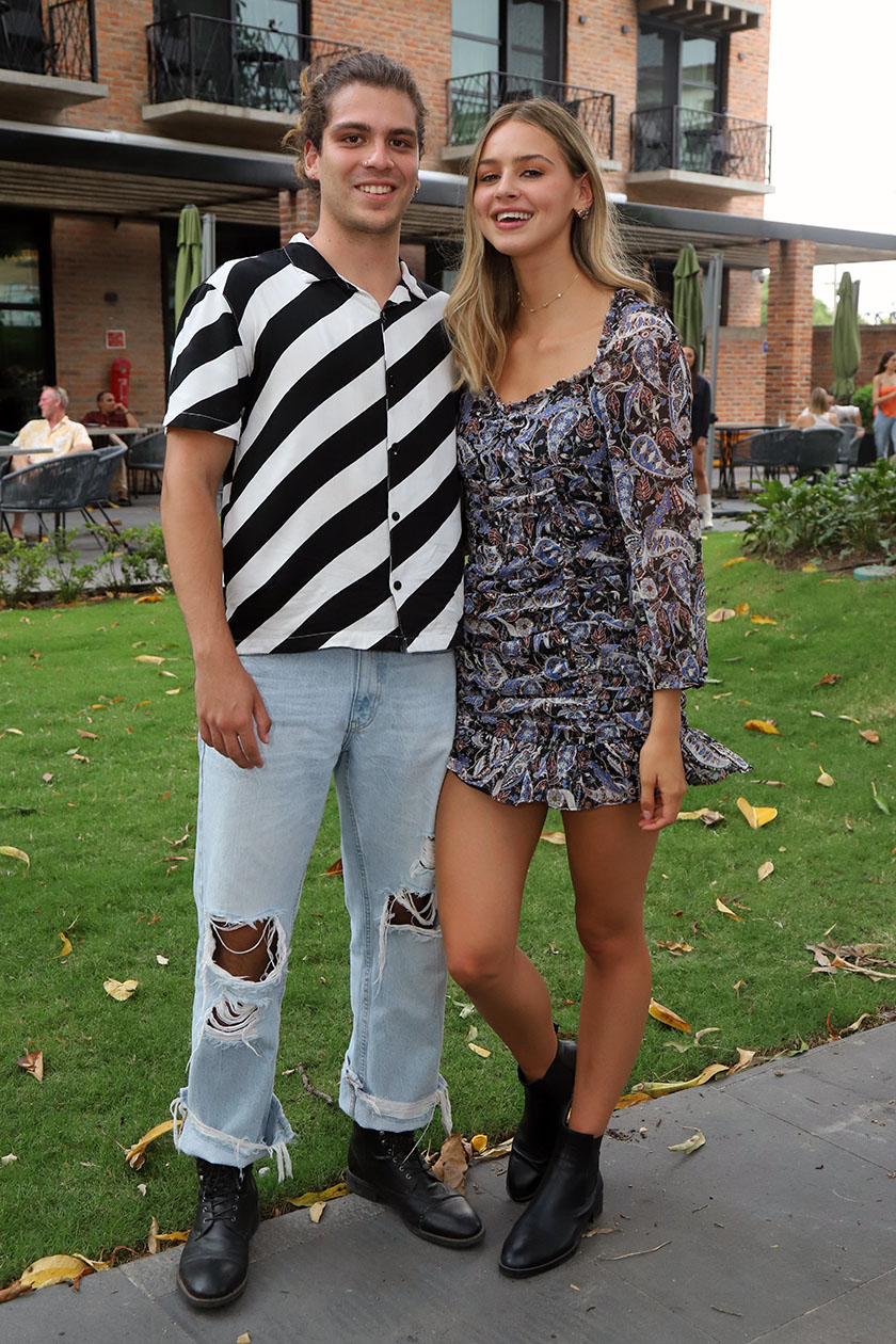 Esteban Romero y Jackie Casillas