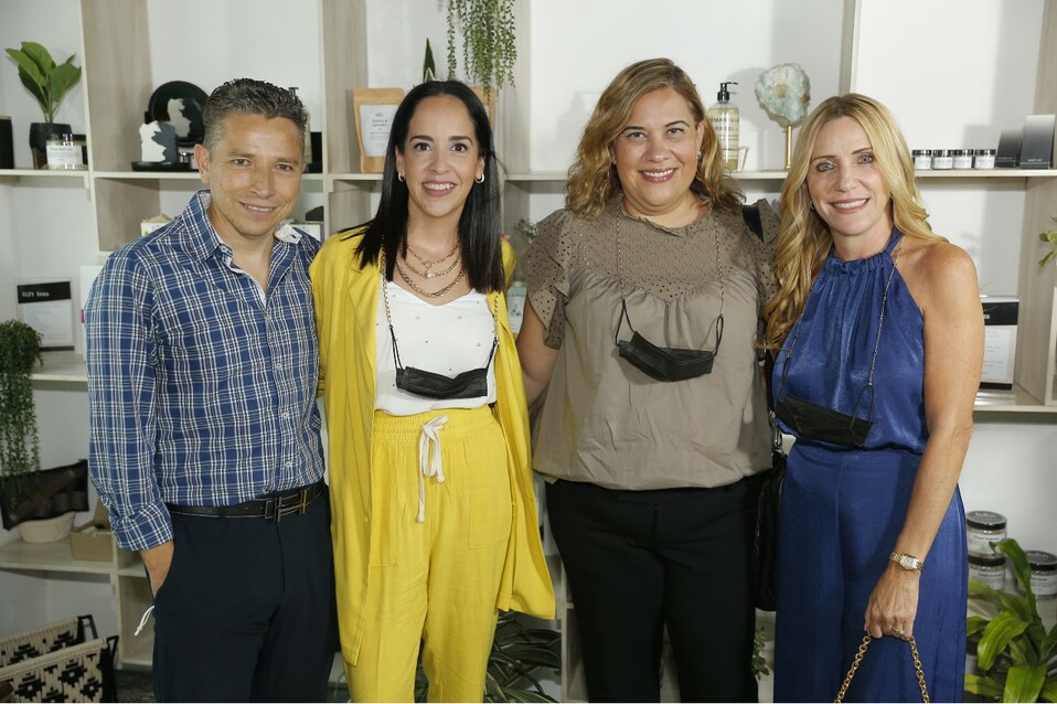 Guillermo Sillas, Alejandra Mercado, Cecilia Fuentevilla y Dora Pérez de Lozano / Foto: Daniel Saldívar