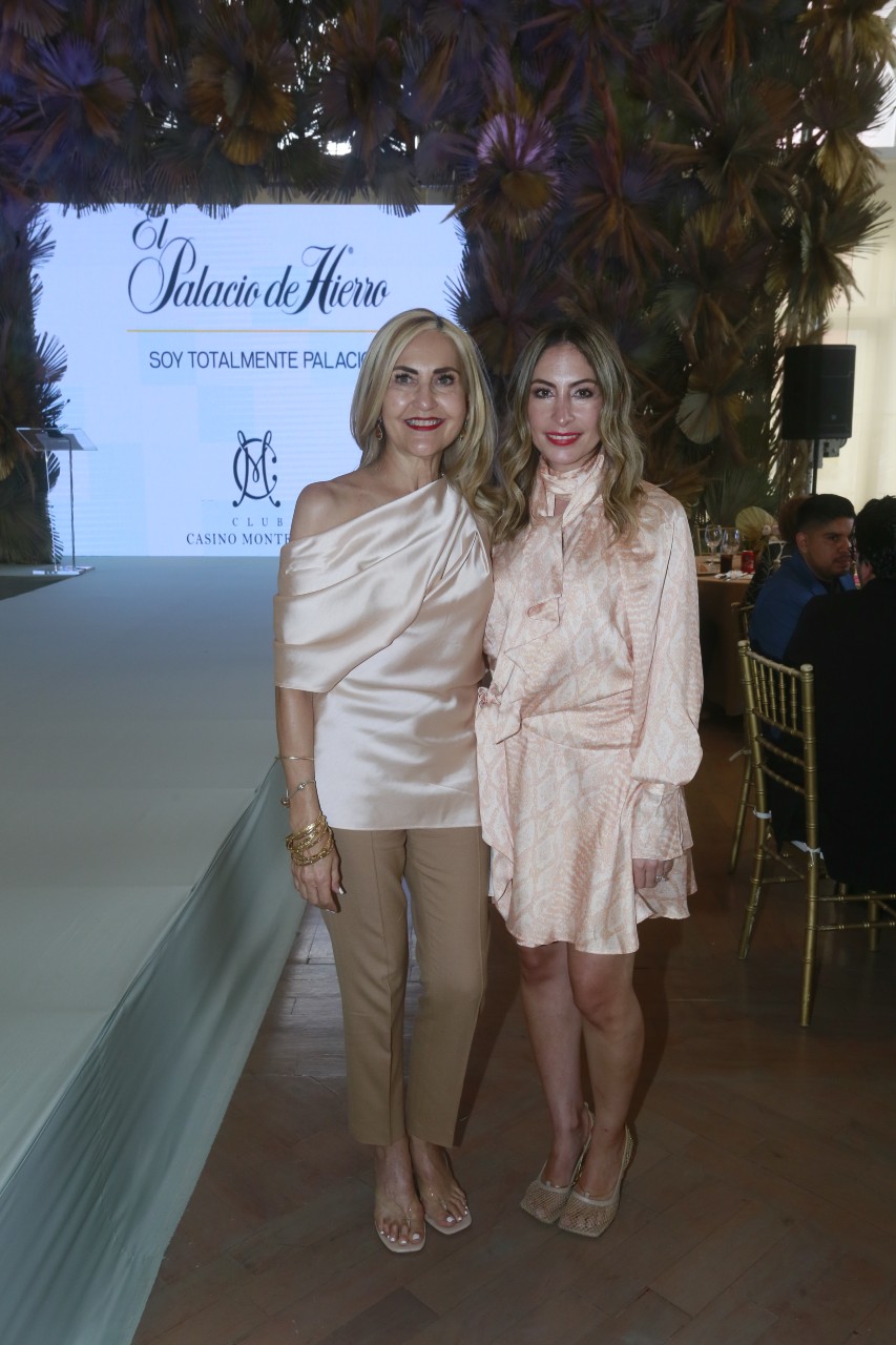 Mónica Buerón de Villarreal y Vanessa Villarreal. FOTO: OMAR VALDEZ