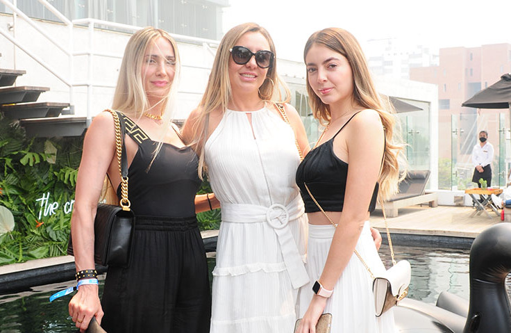 Esmeralda Gutiérrez, Karen Lara y Aylinne Rabuk