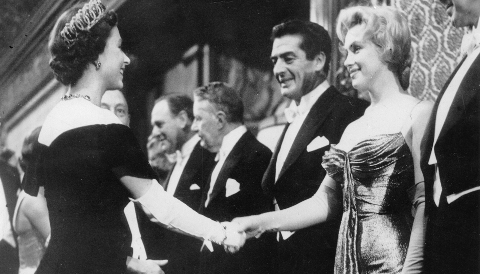 Marilyn Monroe y la Reina Isabel: Así fue el día que se conocieron (Foto: Getty Images)