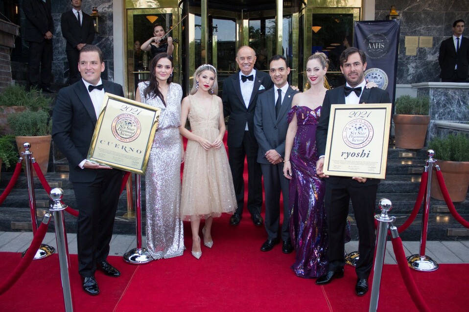 Alberto Martínez, Elena Braille de Martínez, Andy Benavides, Joseph Cinque, Francisco Lozano, Bárbara Laborín de Setien y Víctor Setien. FOTO: DANIEL