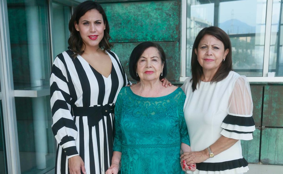 Ana Sofia Sanchez, Graciela Vargas de Garza y Ana Laura Garza / Fotos: Omar Valdez