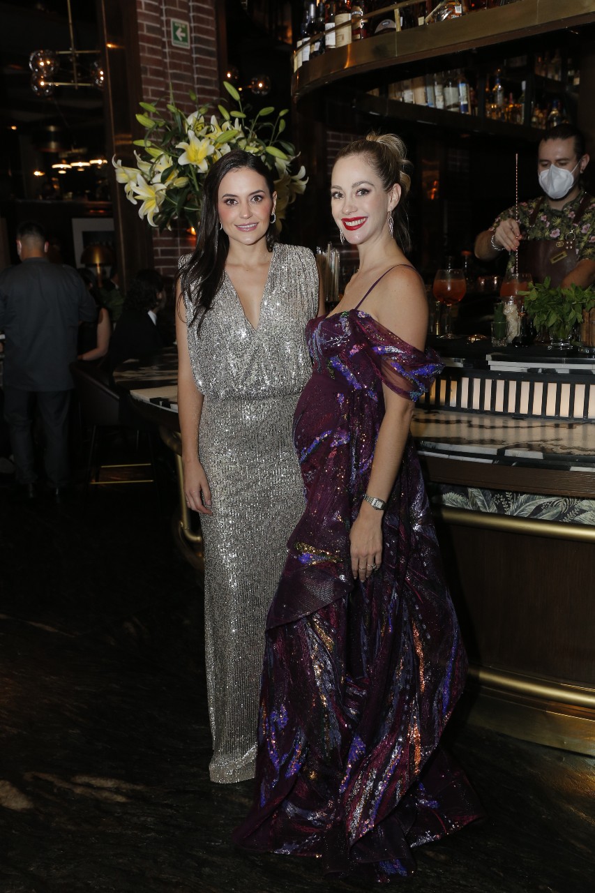 Elena Braille de Martínez y Bárbara Laborín de Setien. FOTO: DANIEL SALDÍVAR