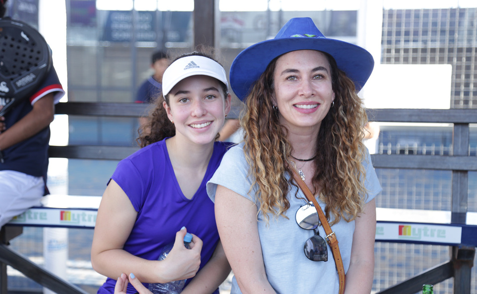 Emilia y Mariana