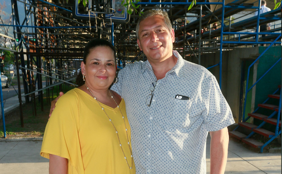 Esther de Martínez y Ricardo Martínez / Fotos: OMAR VALDEZ
