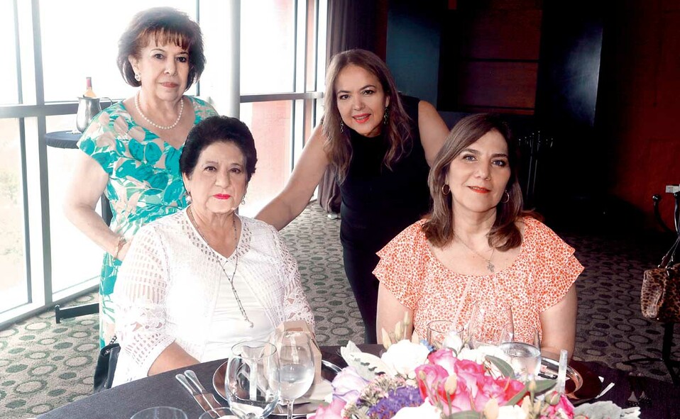 Gloria Marcos de Mubarak, Claudia Garza de Martínez, Graciela Torres de Cantú y Nora Torres / Fotos: Omar Valdez