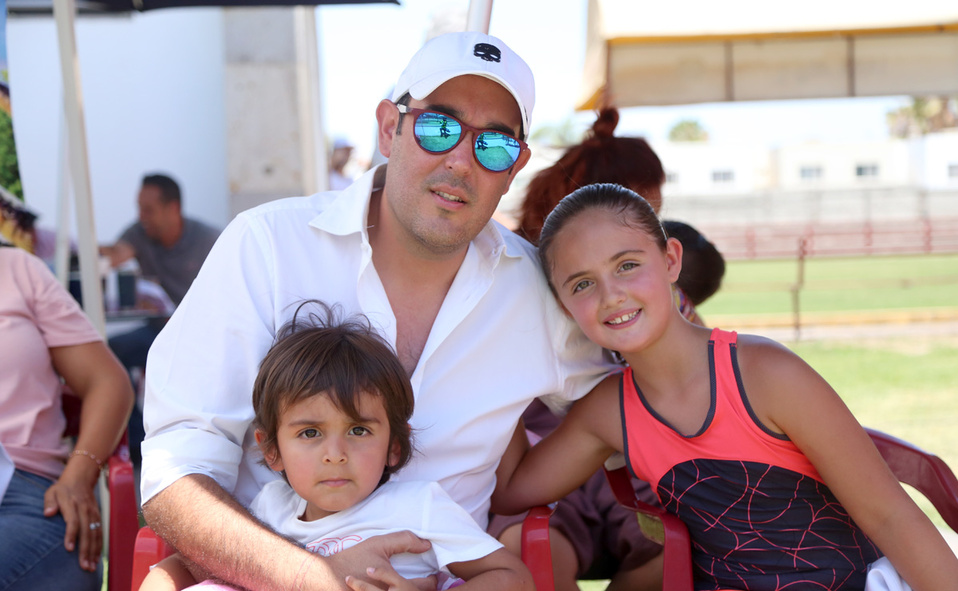 Luis, Patricio y Alexa