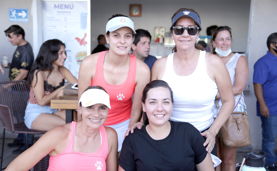 Mónica, Leo, Jenny y Susana