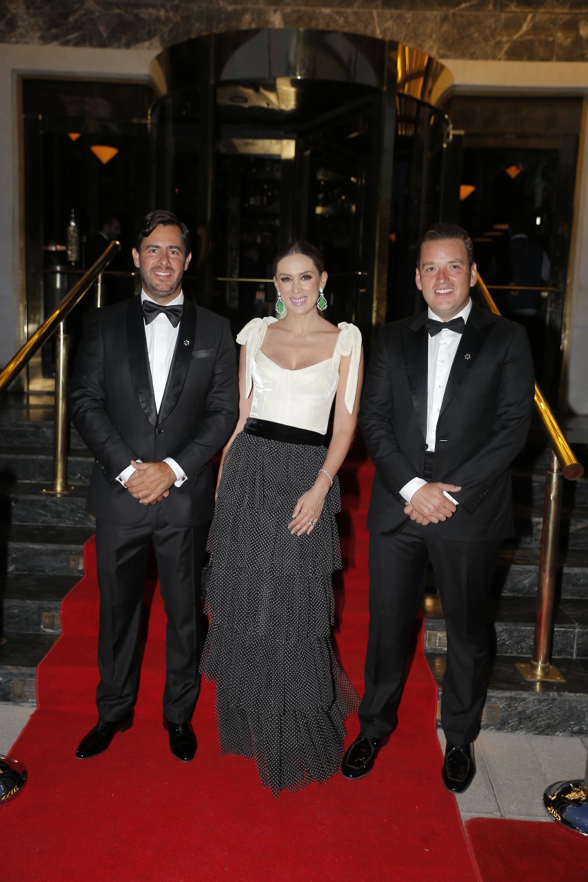 Víctor Setien, Jacqueline Bracamontes y Alberto Martínez. FOTO: DANIEL SALDÍVAR