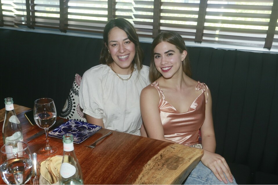 Yazmín Hernández y Daniela García. FOTO: OMAR VALDEZ