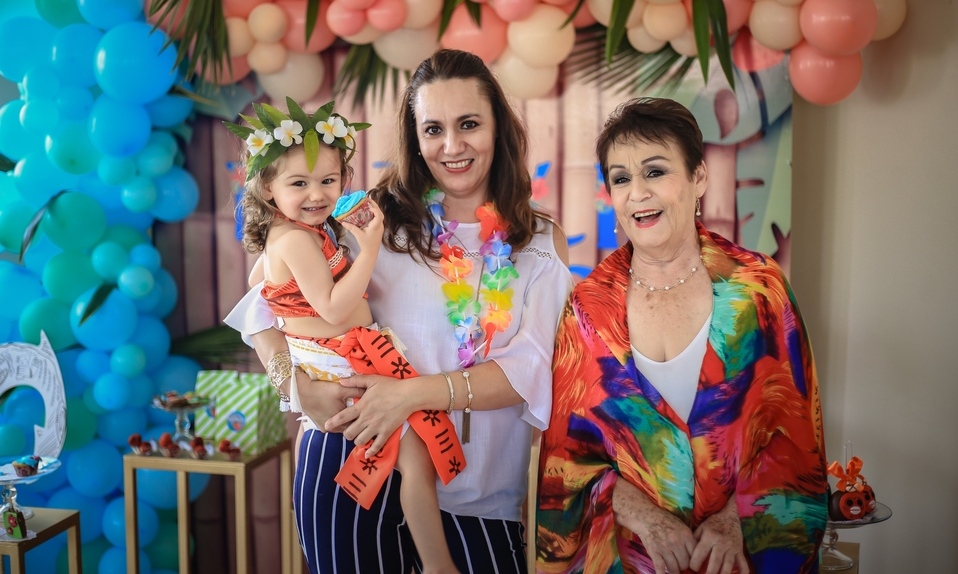 Natalia Mercado, Gabriela Rivadeneyra y Delia Taboada / Foto: Carlos Dayan Aparicio.