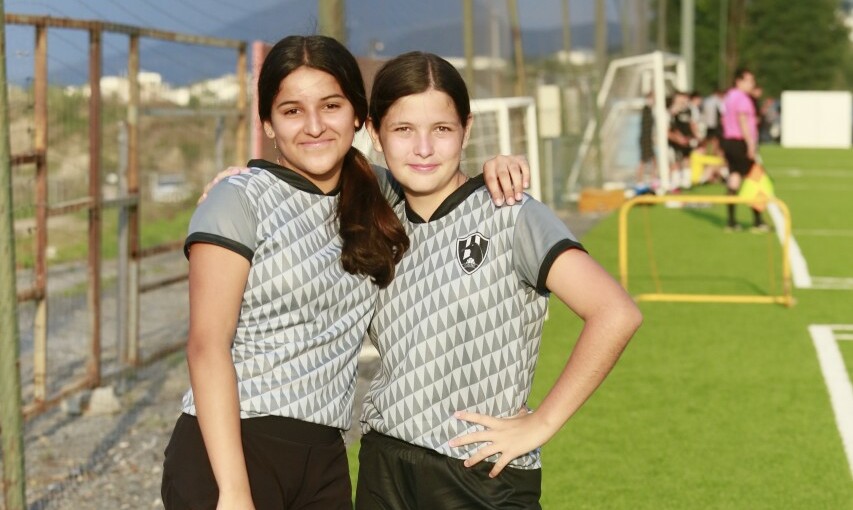 Ana Victoria Viramontes e Isabela Calvi / Foto: Omar Valdez