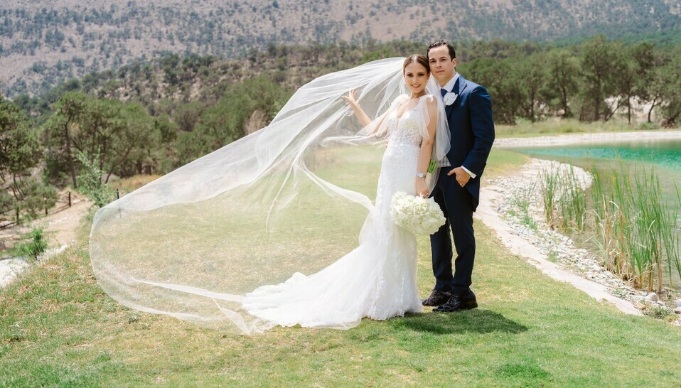 Andrea Romero y Mauricio González / Foto: Meraki Weddings