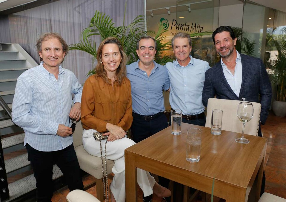 Patricio Morales, Rossana De la Garza de Rosales, Alejandro Rosales, Alejandro Martínez y Marcelo López