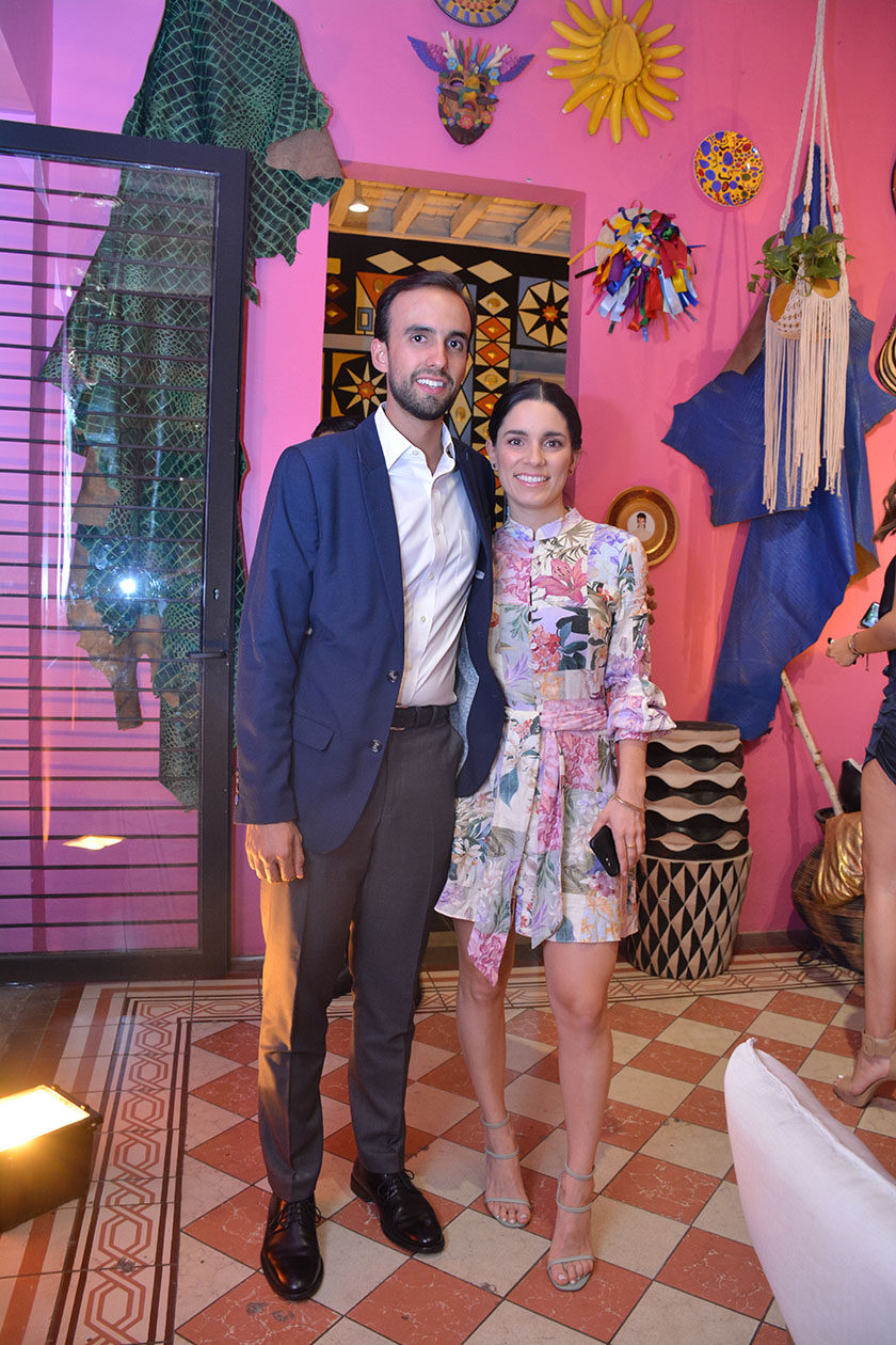 Santiago Covarrubias y Paola Orozco