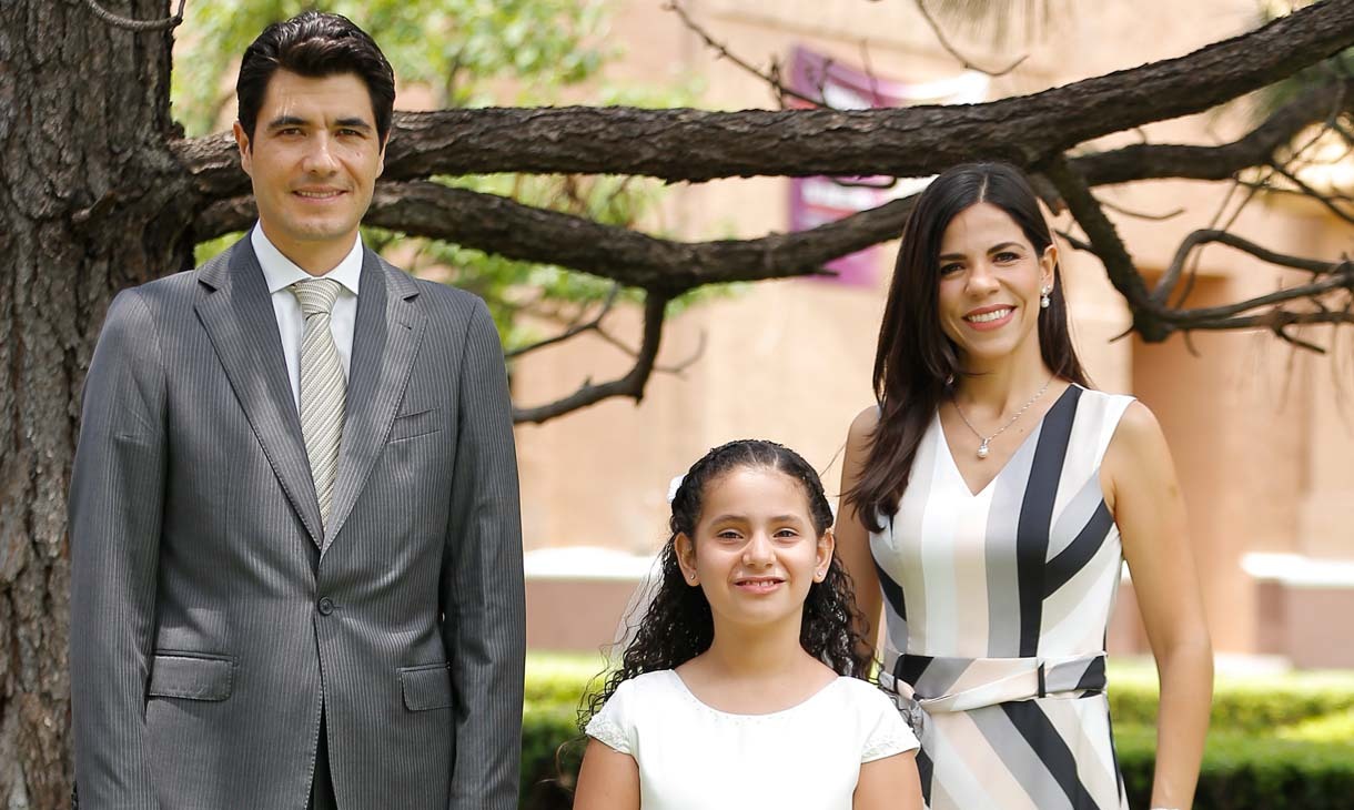 Juan Pablo Puerta, Ana Fer García y Mónica Méndez de Puerta