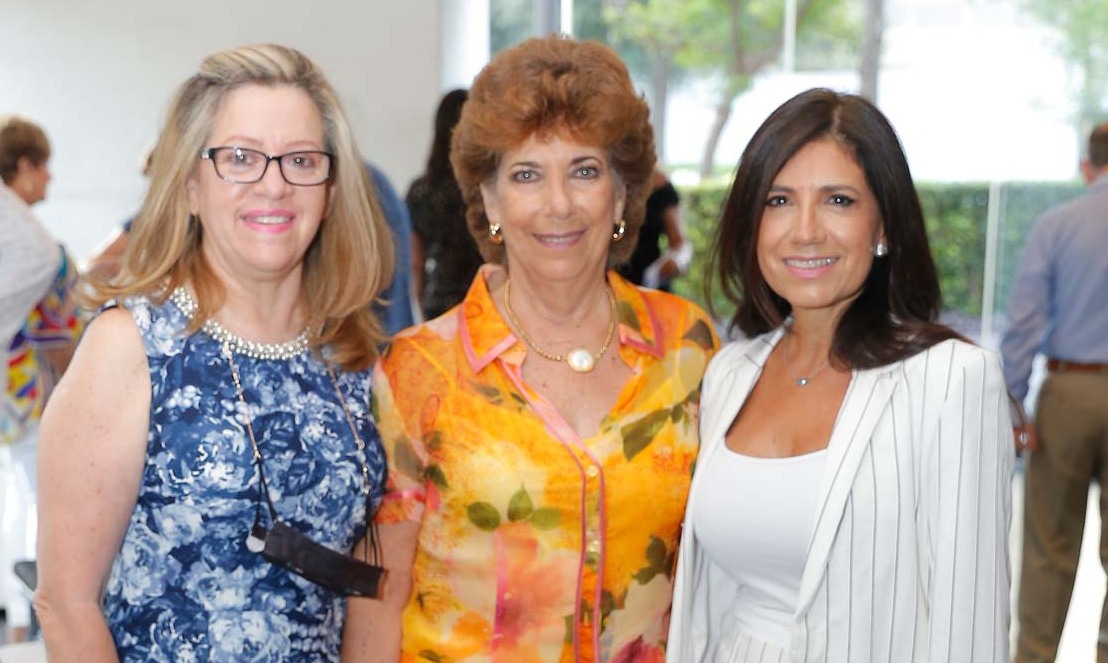 Miriam Romero, Emilia Andonie e Idania Flores