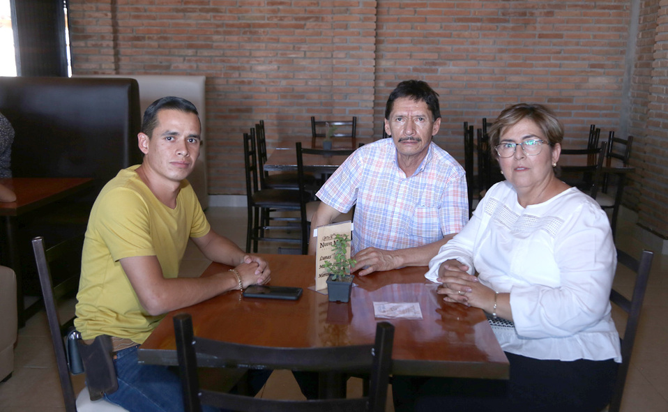 Alfredo, Alfredo y Martha
