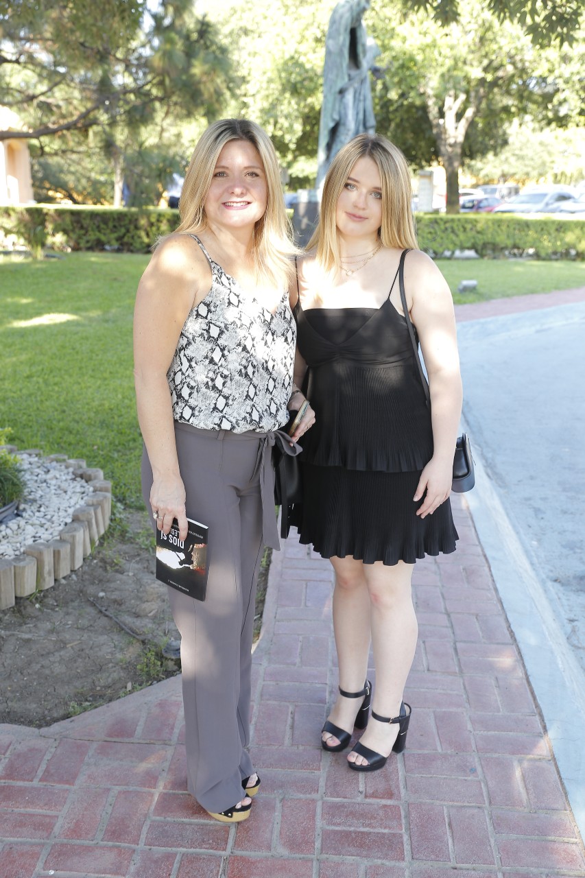 Alicia Rodríguez y Raquel Hernández.  FOTO: DANIEL SALDÍVAR