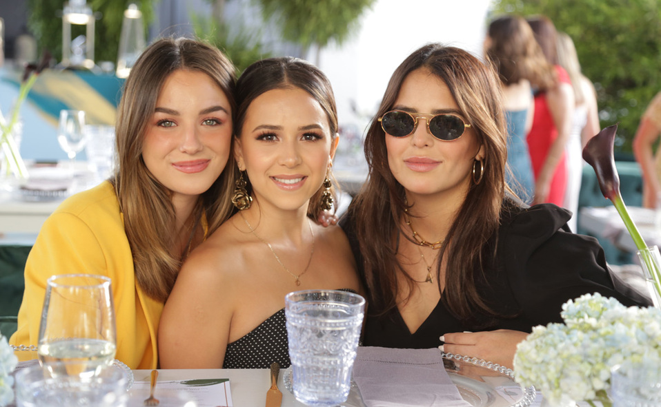 Ángela, Karen y Ana Carla