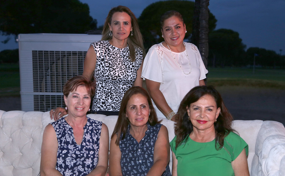 Claudia, Laura, Mary, Paty y Laurita