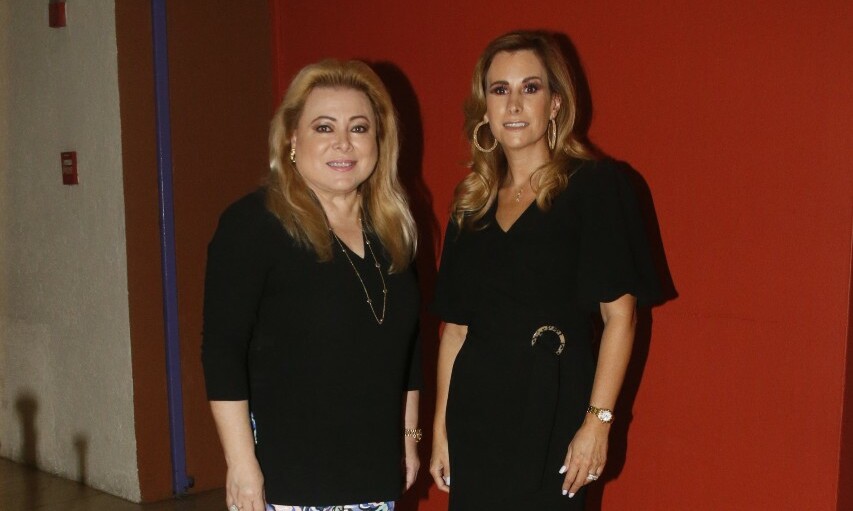 Marina Benavides de Castilla y Graciela Tancredi de Flores / Foto: Antonio Mireles