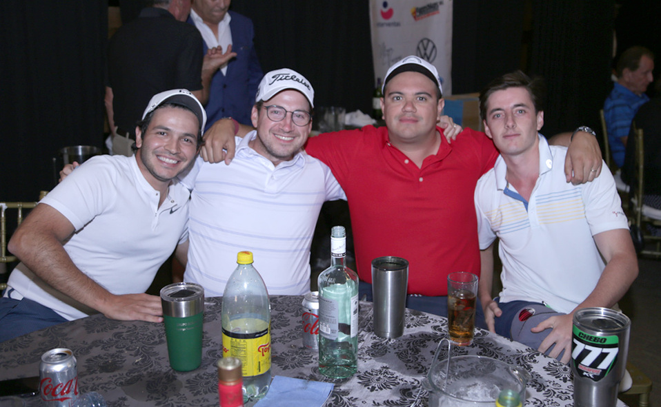 Emilio, Salvador, Jesús y Rodrigo