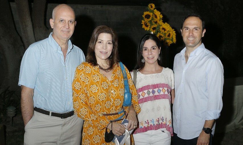 Jaime Barrios, María Constanza de Barrios, Patricia Sandoval y César Pizano / Foto: Daniel Saldívar