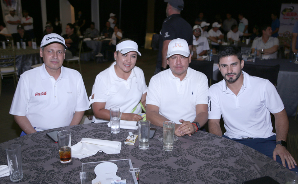 Jaime, Laura, Luis y Johanan