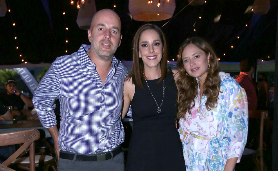 José Antonio, Paulina y Susy