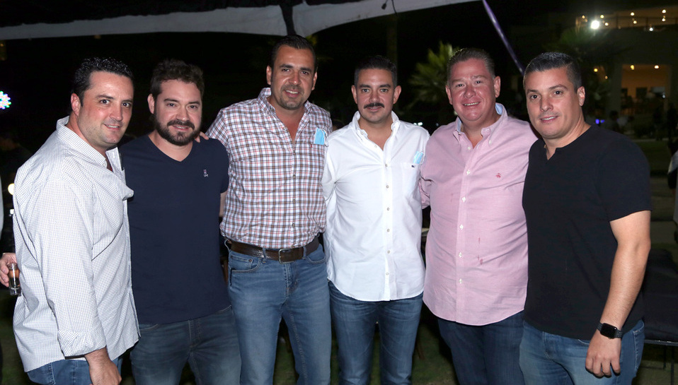 Mauricio, Damián, Efrén, José, Francisco y Daniel