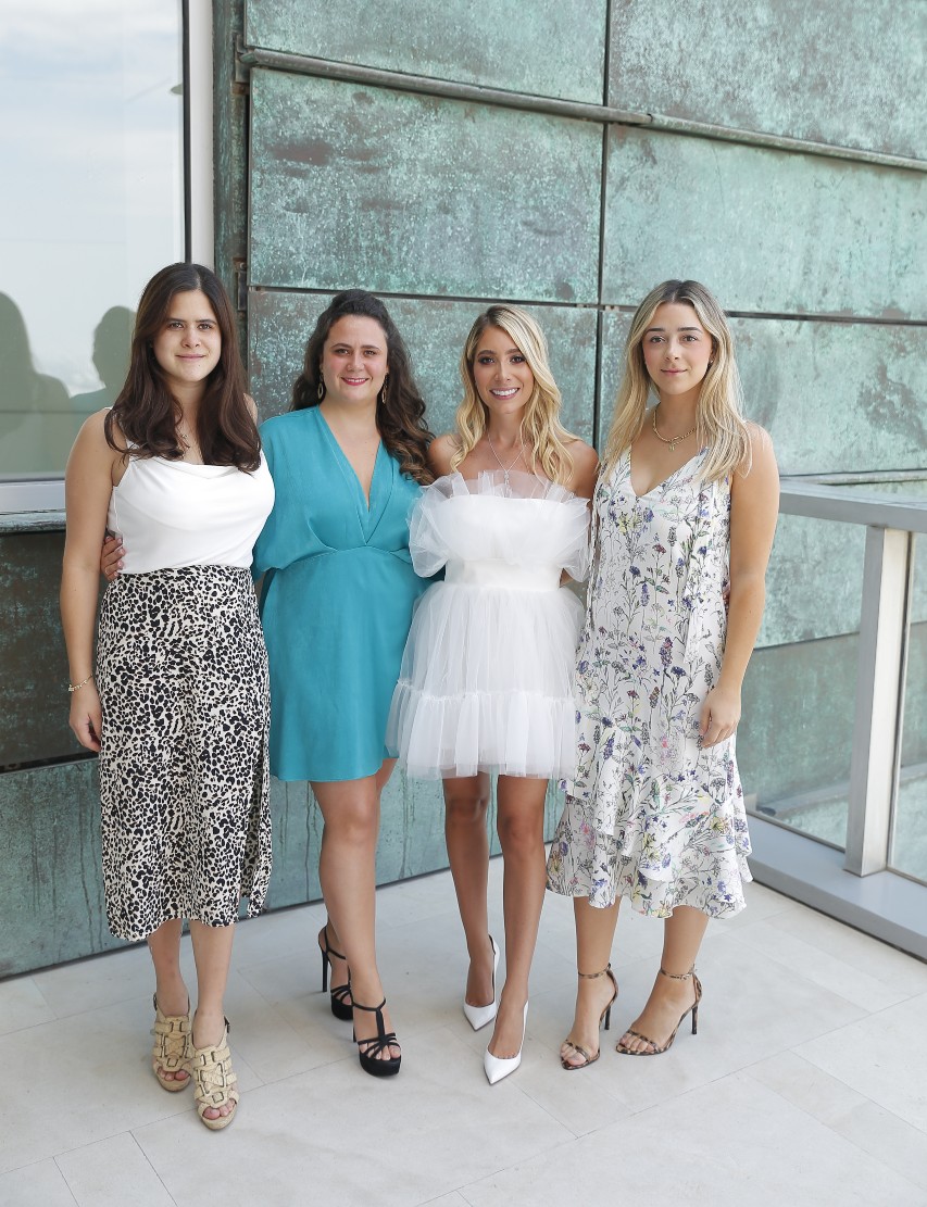 Michelle Javelly, Sofía Ferrara, Melssa Cortés y Laura Fernanda Villarreal. FOTO: DANIEL SALDÍVAR