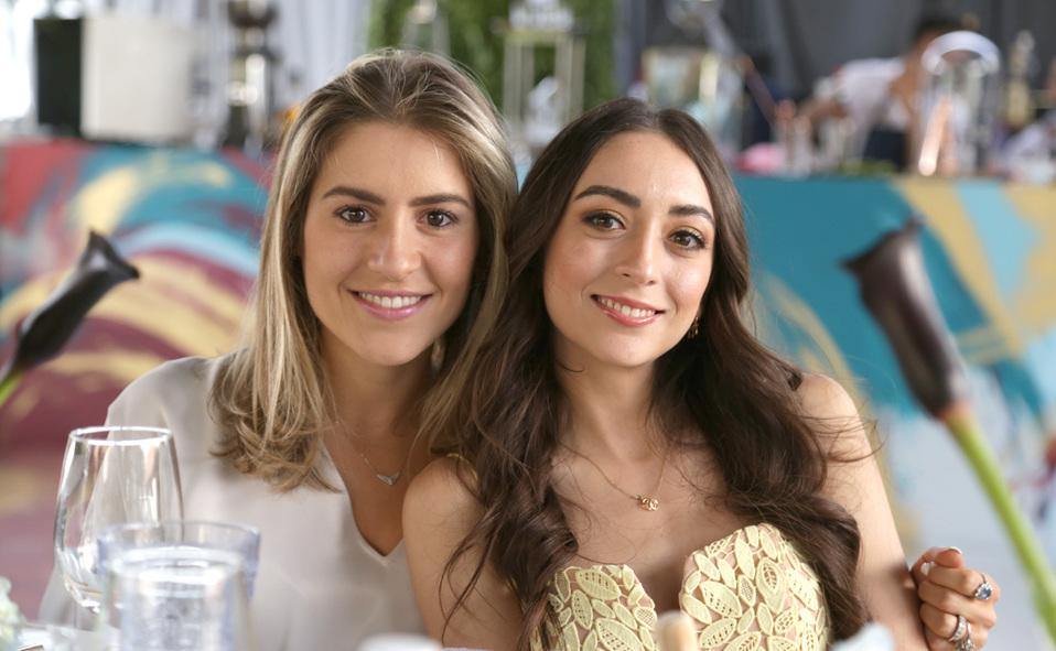 Victoria y Ana Lucía