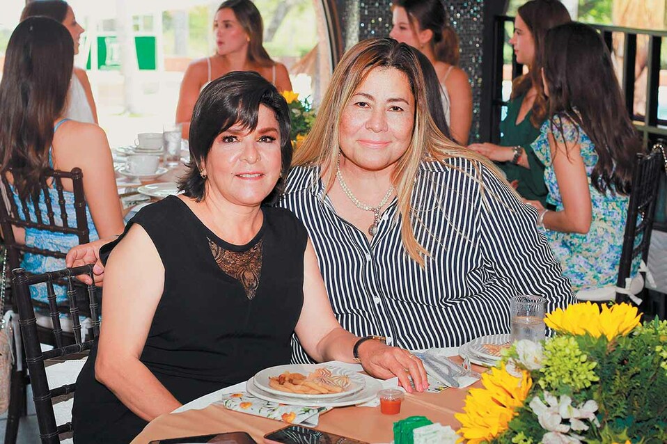 María Esther Mennah y Pilar de Mata/ Fotos: José Chang