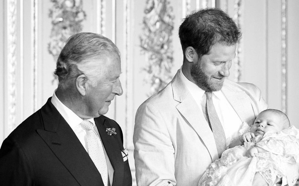 Príncipe Carlos no permitirá que Archie sea un príncipe cuando sea Rey (Foto: Instagram)