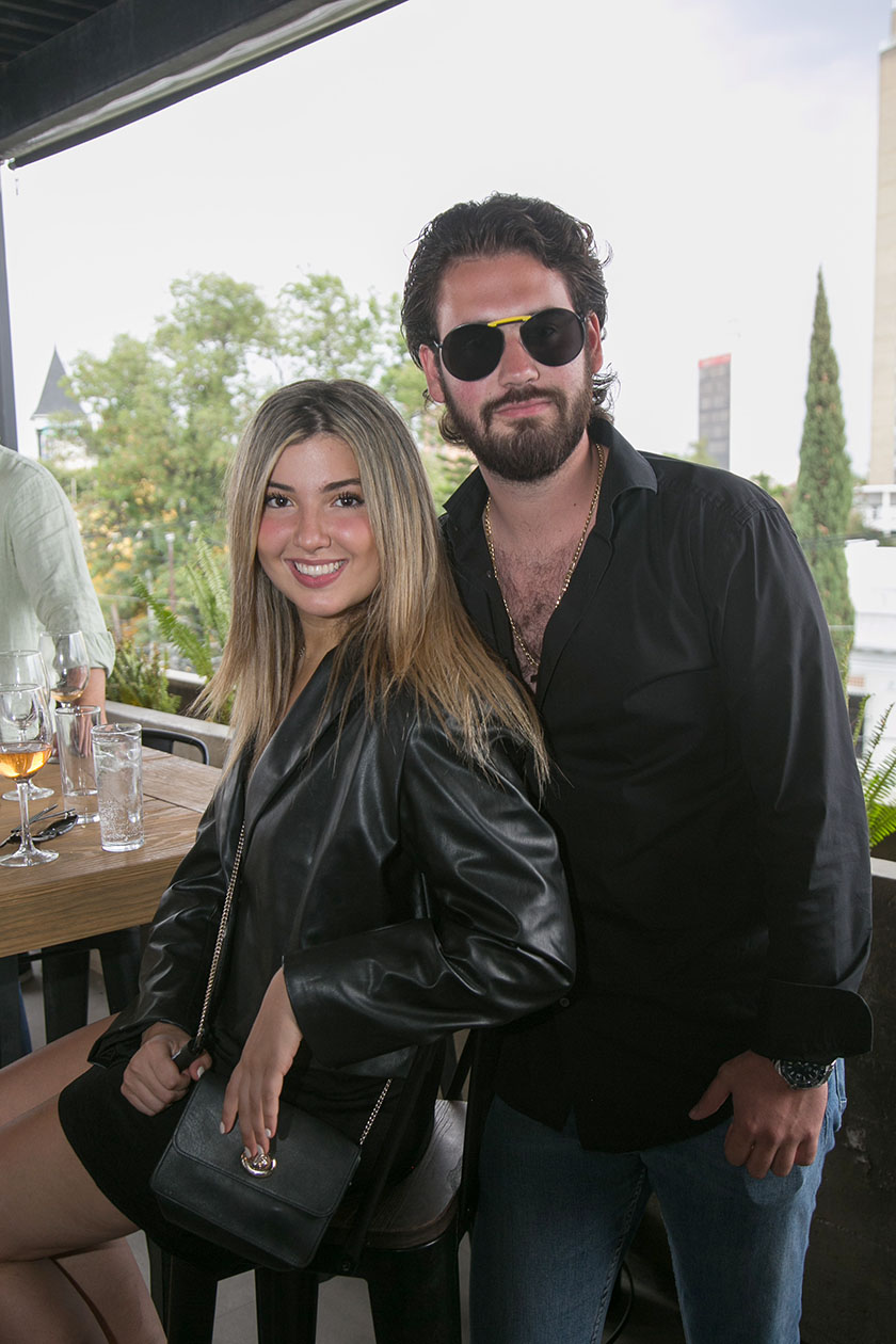 Adriana Landeros y Manuel Moragrega