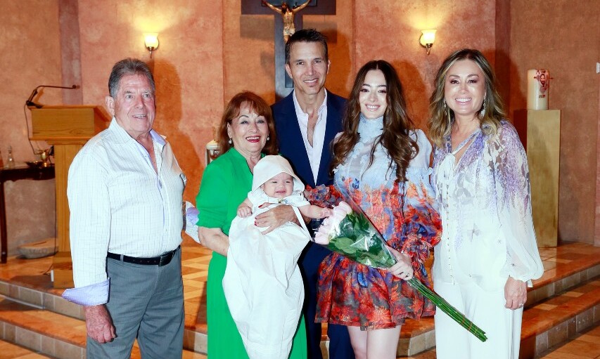 Álvaro Flores, Magdalena de Flores, Protasio Rodríguez, Protasio Rodríguez, Karen Almaguer de Rodríguez y Susana Flores de Almaguer / Foto: Omar Valde