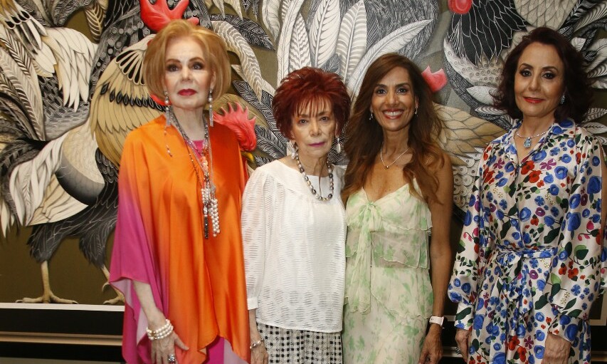 Alo Flores de González, Lupina Vara de Mejía, Olga Mejía y Amalia Lozano de Maiz / Foto: Antonio Mireles