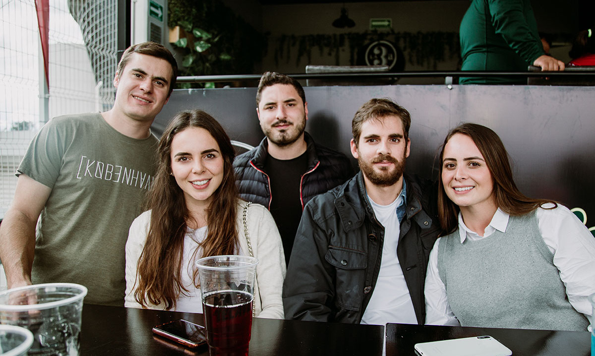 Rafael, Maria José, Armando Pablo y Sofía Corona