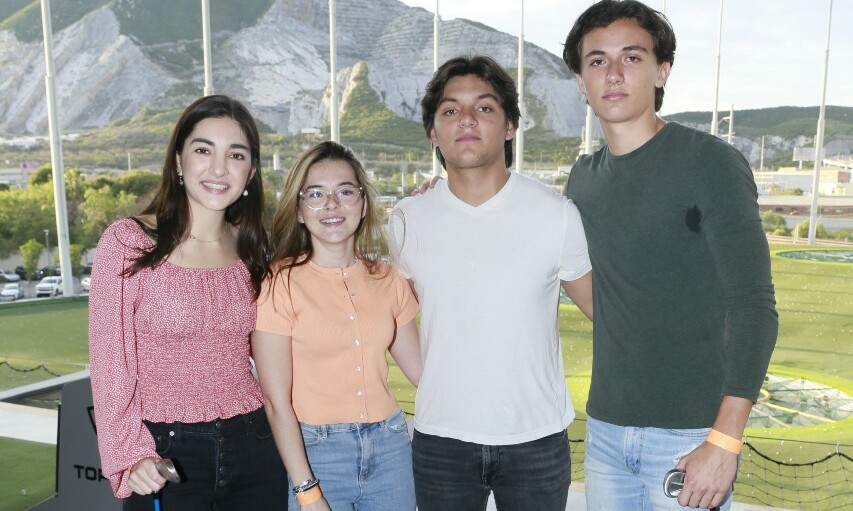 Daniela Villarreal, Luz Rubio, Eugenio Villarreal y Mauricio Elizondo / Foto: Omar Valdez