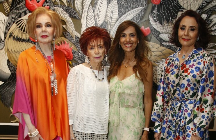 Alo Flores de González, Lupina Vara de Mejía, Olga Mejía y Amalia Lozano de Maiz / Foto: Antonio Mireles