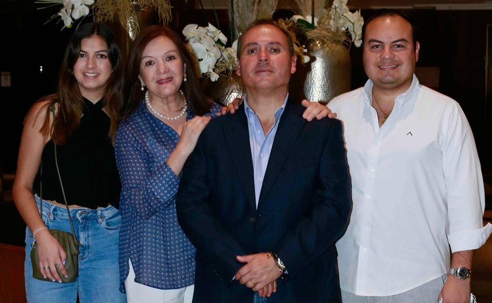 Fernanda Zubieta, Lourdes de Zubieta, Gabriel Zubieta y Gabriel Zubieta / Fotos: Omar Valdez