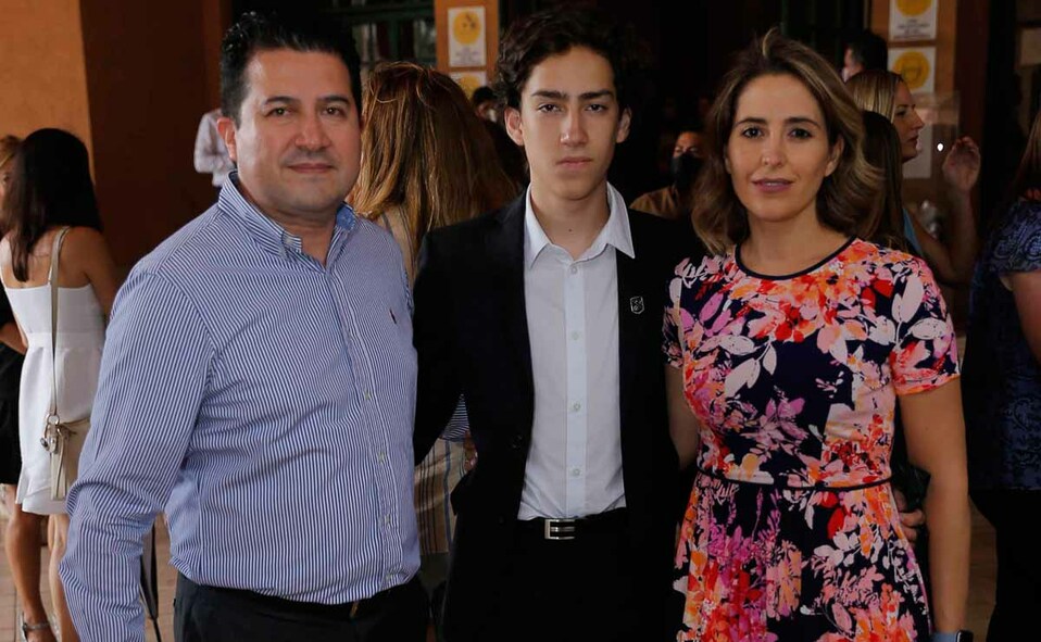 Gustavo Flores, Fernando Flores y Alejandra Paz de Flores / Fotos: Daniel Saldívar