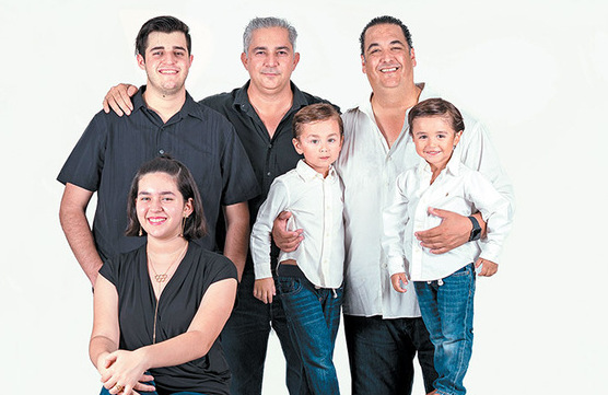 Jorge Salinas y Ramón Ballina nos comparten la alegría de ser padres/Fotos: Dennis Hernández
