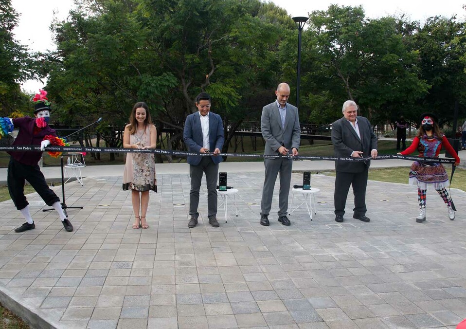 Valeria Guerra, Victor Saldivar, Miguel treviño y Carlos Bremer